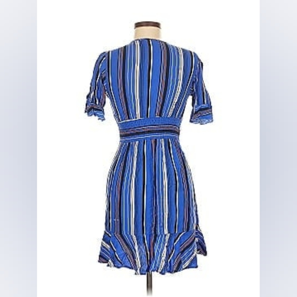 Band Of Gypsies Women's Medium Blue Striped Short-sleeve Wrap-style Mini Dress - Picture 13 of 13